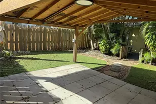 406 SE 11th Ct, Fort Lauderdale, FL 33316 - Photo 14