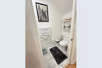 5610 NW 114th Pl #202, Doral, FL 33178 - Photo 4