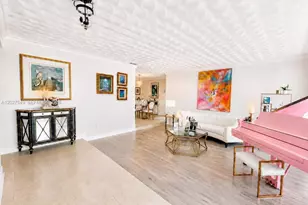 5810 SW 89th Ct, Miami, FL 33173 - Photo 6