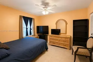 3680 NW 91st Ln, Sunrise, FL 33351 - Photo 8