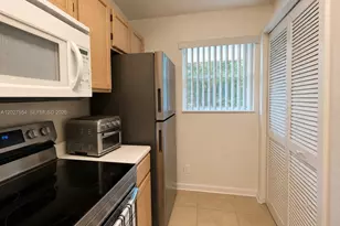 3680 NW 91st Ln, Sunrise, FL 33351 - Photo 4