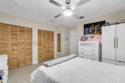 2986 NW 26th St, Miami, FL 33142 - Photo 8