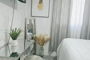 4890 NW 7th St, Plantation, FL 33317 - Photo 4