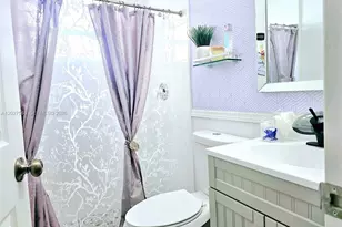 4890 NW 7th St, Plantation, FL 33317 - Photo 2