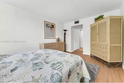 6600 Cypress Rd #310, Plantation, FL 33317 - Photo 12