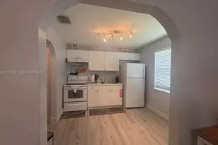 201 Columbus Pkwy, Hollywood, FL 33021 - Photo 10