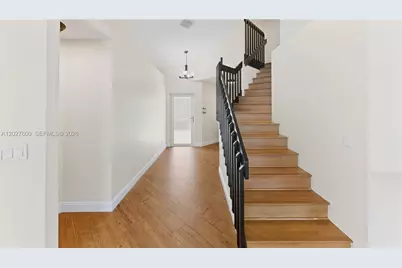 9203 Arborwood Cir, Davie, FL 33328 - Photo 26