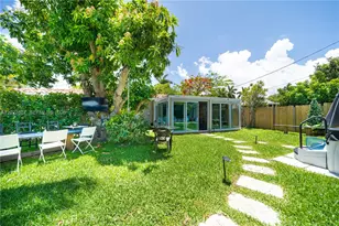 1101 NE 5th St, Hallandale Beach, FL 33009 - Photo 20