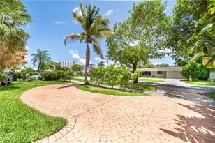 1101 NE 5th St, Hallandale Beach, FL 33009 - Photo 24