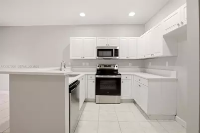 22946 SW 112th Pl, Miami, FL 33170 - Photo 12