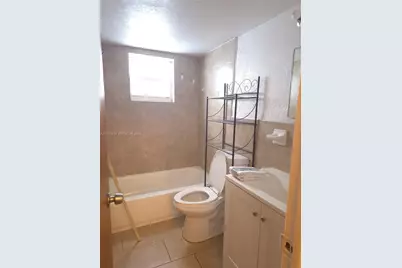 7041 Pembroke Rd #2, Pembroke Pines, FL 33023 - Photo 8