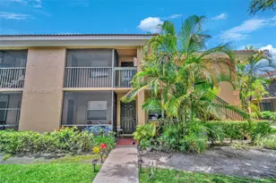 767 NW 104th Ave, Pembroke Pines, FL 33026 - Photo 1