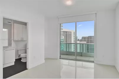 900 Biscayne Blvd #5412, Miami, FL 33132 - Photo 2