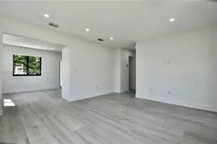 3018 SW 25th Ter, Miami, FL 33133 - Photo 4