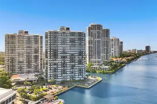20505 E Country Club Dr, Aventura, FL 33180 - Photo 34