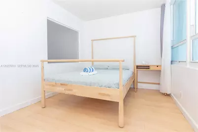 5445 Collins Ave #1105, Miami Beach, FL 33140 - Photo 6