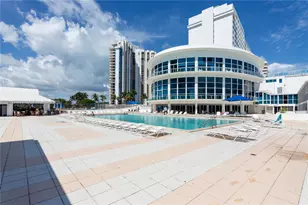 5445 Collins Ave, Miami Beach, FL 33140 - Photo 14