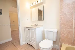 5613 Pierce St, Hollywood, FL 33021 - Photo 16