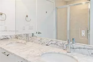 951 Brickell Ave, Miami, FL 33131 - Photo 24