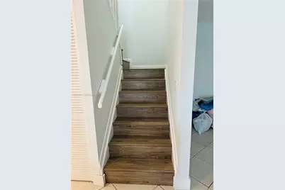 6885 NW 169th St #63A, Hialeah, FL 33015 - Photo 6