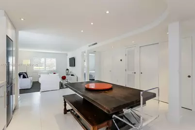 200 Galen Dr #104, Key Biscayne, FL 33149 - Photo 2