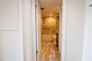 995 SW 84th Ave, Miami, FL 33144 - Photo 12