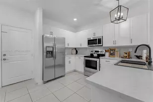 1400 SE 26th Rd, Homestead, FL 33035 - Photo 10