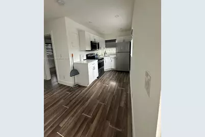685 SW 7th Terr, Dania Beach, FL 33004 - Photo 32