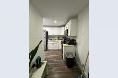 685 SW 7th Terr, Dania Beach, FL 33004 - Photo 10