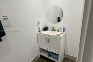 685 SW 7th Terrace, Dania Beach, FL 33004 - Photo 14