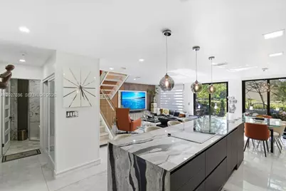 3629 Estepona Ave #E-27, Doral, FL 33178 - Photo 82