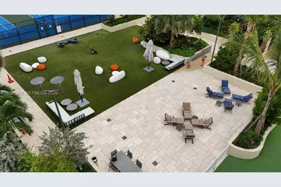 400 S Pointe Dr #2310, Miami Beach, FL 33139 - Photo 38