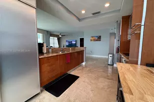 1819 SE 17th St, Fort Lauderdale, FL 33316 - Photo 12
