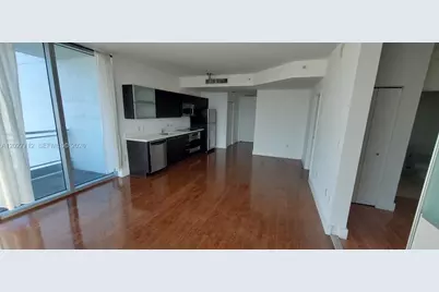90 SW 3rd St #2705, Miami, FL 33130 - Photo 8