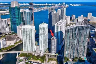 31 SE 6th St, Miami, FL 33131 - Photo 2