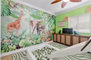 16732 NW 89th Pl, Miami Lakes, FL 33018 - Photo 16
