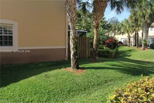 3677 San Simeon Cir, Weston, FL 33331 - Photo 10