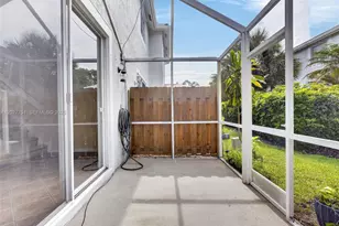 3677 San Simeon Cir, Weston, FL 33331 - Photo 38