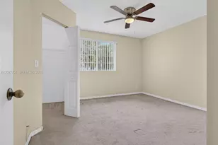 3677 San Simeon Cir, Weston, FL 33331 - Photo 6