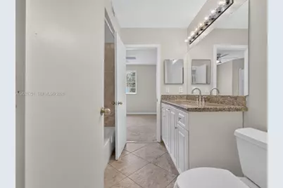 3677 San Simeon Cir #3677, Weston, FL 33331 - Photo 30