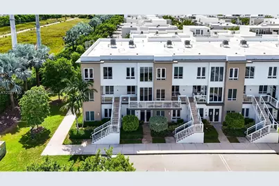 6310 NW 103rd Pl #202, Doral, FL 33178 - Photo 38
