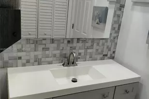 255 NE 41st Ct, Deerfield Beach, FL 33064 - Photo 20