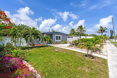 255 NE 41st Ct, Deerfield Beach, FL 33064 - Photo 36