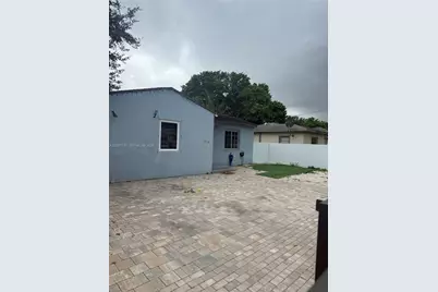 1750 NW 55th Ter, Miami, FL 33142 - Photo 8