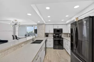 2655 Collins Ave, Miami Beach, FL 33140 - Photo 52