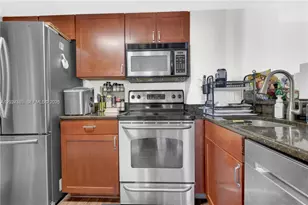 770 Claughton Island Dr, Miami, FL 33131 - Photo 14