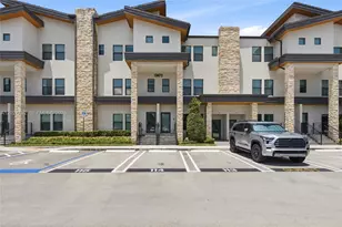 10473 NW 82nd St, Doral, FL 33178 - Photo 2