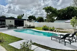 415 NW 133rd St, North Miami, FL 33168 - Photo 42