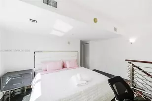 41 SE 5th St, Miami, FL 33131 - Photo 36