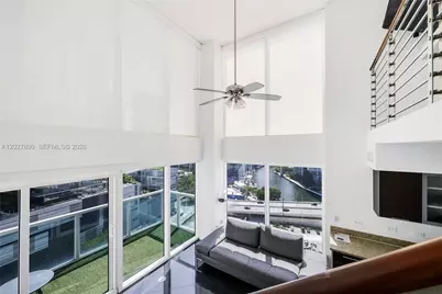 41 SE 5th St #1116, Miami, FL 33131 - Photo 2